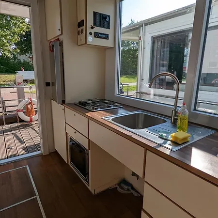 Riverlodge Village Hafendorf Mueritz Botel