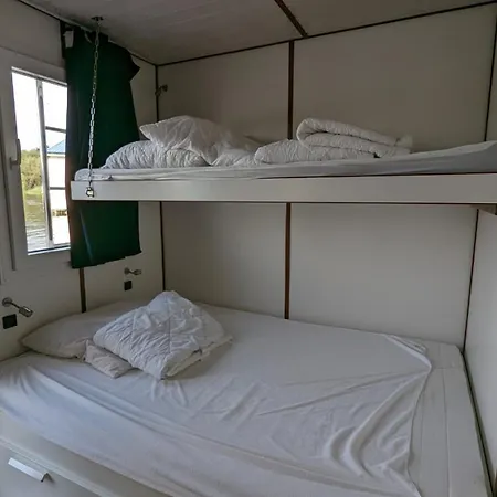 Botel Riverlodge Village Hafendorf Mueritz *
